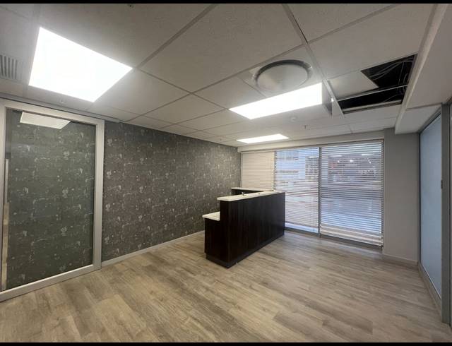 163M² OFFICE TO LET IN ROSEBANK